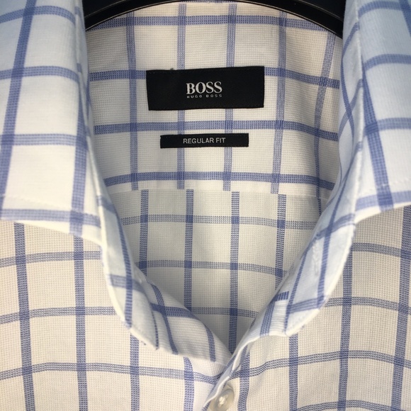 ⭐️⭐️⭐️Host Pick ⭐️⭐️⭐️Hugo Boss Dress Shirt - Picture 5 of 5